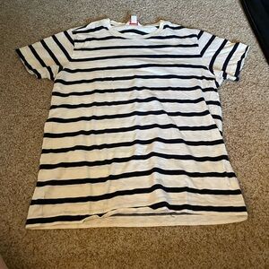 Brooks Brothers Men’s Large White and Navy Striped Casual Tee
